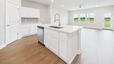 110 Top Ridge Rd, Duson, LA 70529 photo 4