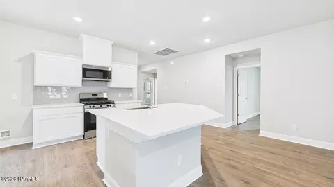 Kitchen - 114 Top Ridge Rd, Duson, LA 70529 photo 1 of 1