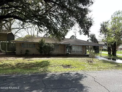 502 E Lincoln Rd, Ville Platte, LA 70586