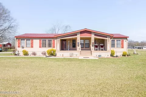 611 Saint Clair Rd, Breaux Bridge, LA 70517