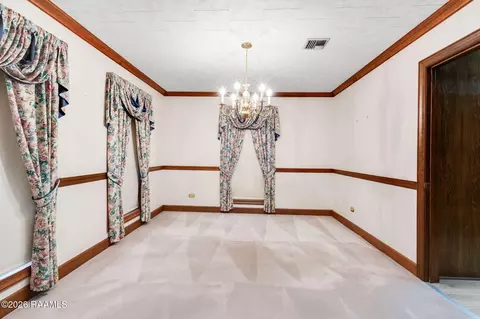 Dining - 200 N Trahan Ave, Kaplan, LA 70548 photo 1 of 1