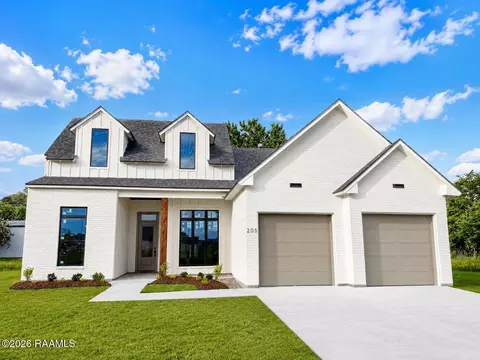 205 Cliffside Dr, Youngsville, LA 70592
