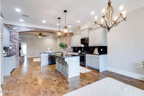 207 Narrow Way, Lafayette, LA 70508