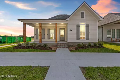 Exterior - 201 Boxview St, Scott, LA 70583 photo 5 of 13