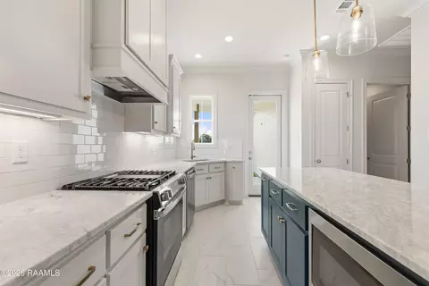 Kitchen - 201 Boxview St, Scott, LA 70583 photo 3 of 3