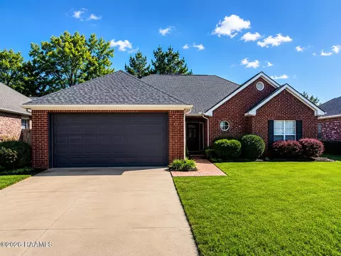 213 Olive Vista Dr, Scott, LA 70583