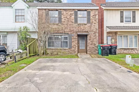132 E Pamela Dr, Lafayette, LA 70506