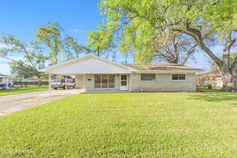 104 Lynn Dr, Lafayette, LA 70508