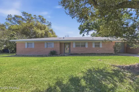 1003 Norwood Dr, Jennings, LA 70546