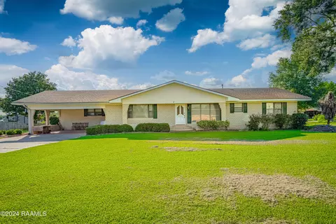 4904 Coteau Rd, New Iberia, LA 70560