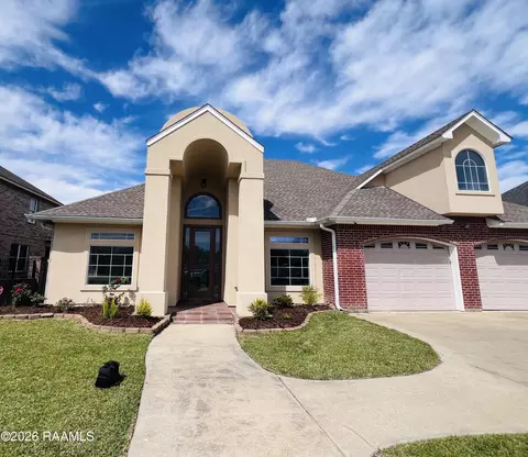 205 Ravine Run Dr, Lafayette, LA 70506