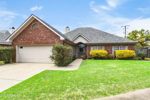 100 Ashland Park Dr, Lafayette, LA 70508