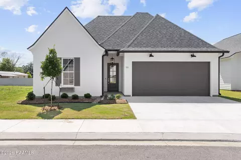 113 Greenhouse Rd, Youngsville, LA 70592