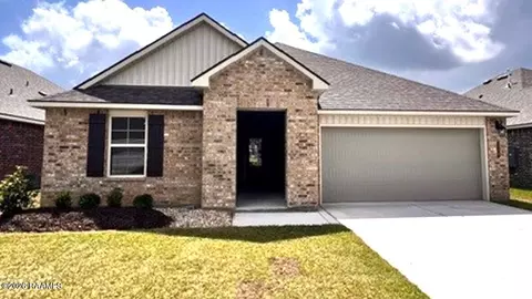 138 Lake Ridge Dr, Broussard, LA 70518