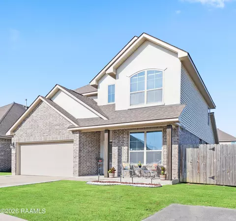 111 Bottes Ave, Youngsville, LA 70592