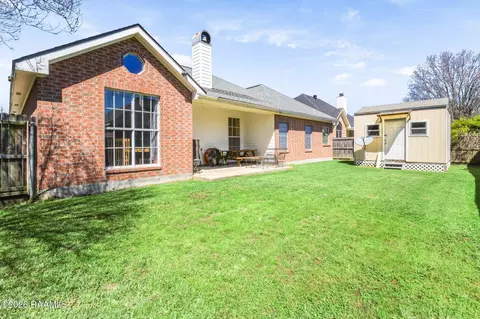 Exterior - 111 Windrush Ln, Lafayette, LA 70506 photo 2 of 2