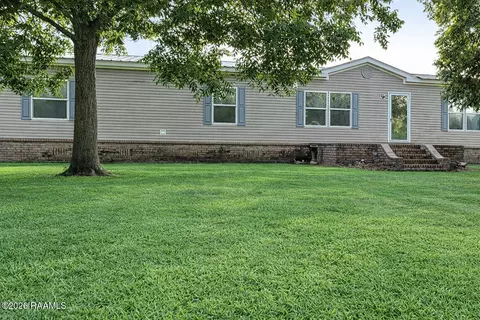2189 Mire Hwy, Rayne, LA 70578