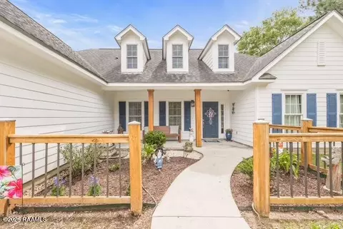 Exterior - 3525 W Gloria Switch Rd, Church Point, LA 70525 photo 3 of 9