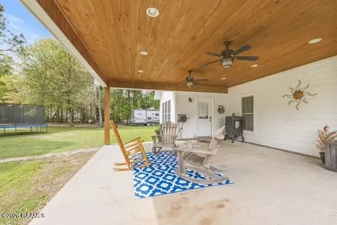 Exterior - 3525 W Gloria Switch Rd, Church Point, LA 70525 photo 5 of 9