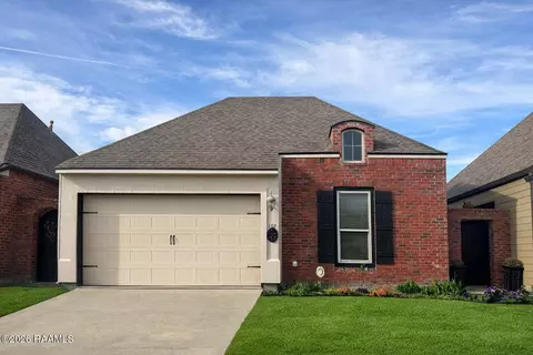 107 Serenity Sound Dr, Lafayette, LA 70506