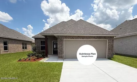 132 Ridley Ln, Youngsville, LA 70592