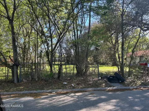 801 Francis St, New Iberia, LA 70563