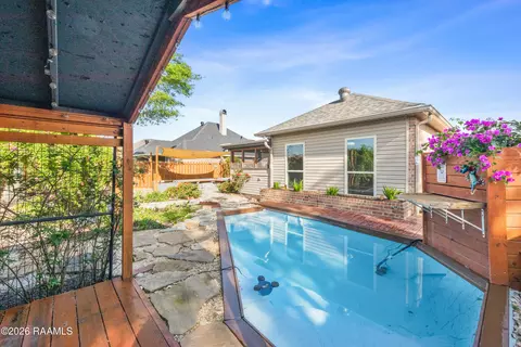 Exterior - 107 Cezanne Dr, Rayne, LA 70578 photo 6 of 12
