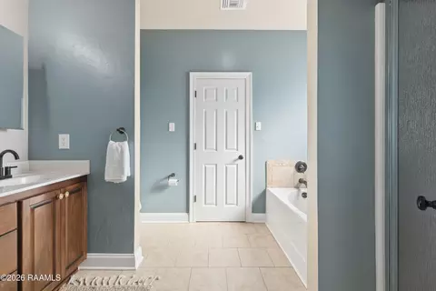 Entry Way - 107 Cezanne Dr, Rayne, LA 70578 photo 1 of 1