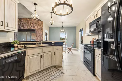 Kitchen - 107 Cezanne Dr, Rayne, LA 70578 photo 2 of 3