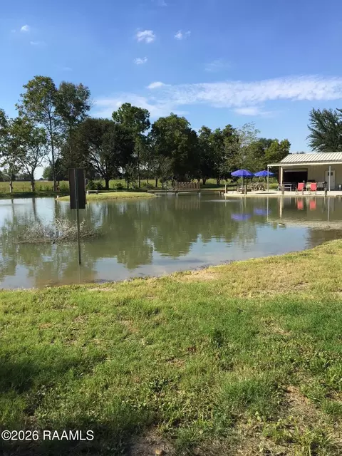 303 Pioneer Ln, Rayne, LA 70578