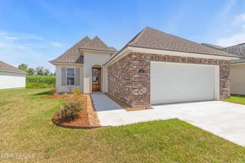 101 Central Village Way, Youngsville, LA 70592