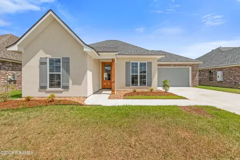 103 Central Village Way, Youngsville, LA 70592