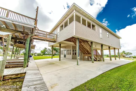 102-104 Trout Ct, Dulac, LA 70353