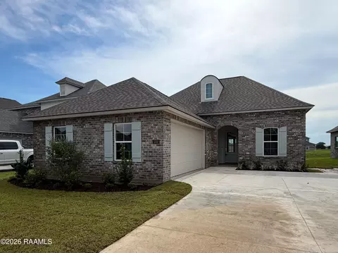 310 Sweet Harvest Rd, Youngsville, LA 70592