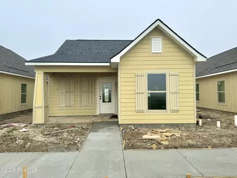 103 Foxglove Ln, Youngsville, LA 70592