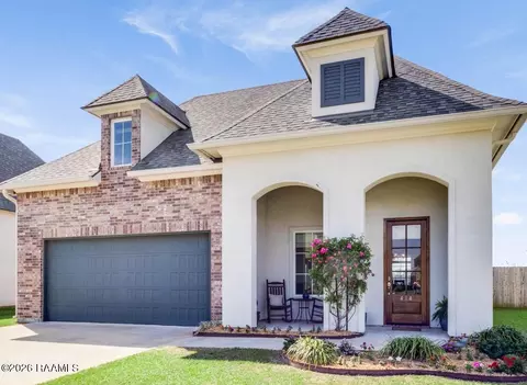 414 Sandy Bay Dr, Broussard, LA 70518