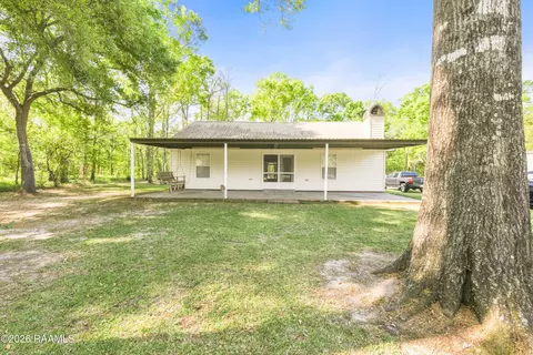 1136 Herman Dupuis Rd, Breaux Bridge, LA 70517