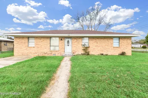 100 Charles St, Carencro, LA 70520