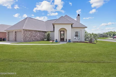 509 Braxton Dr, Youngsville, LA 70592