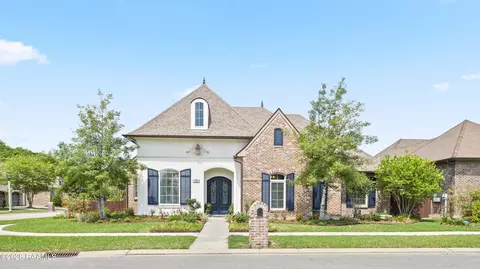 110 Fernridge Dr, Lafayette, LA 70508