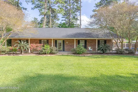 147 Whispering Pines Ln, Eunice, LA 70535
