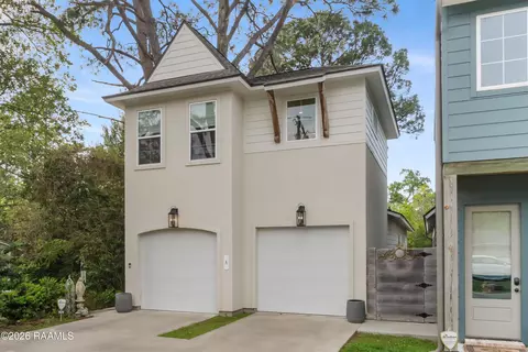 325 Bacque Crescent Dr #A, Lafayette, LA 70503