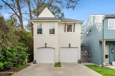 325 Bacque Crescent Dr #A, Lafayette, LA 70503