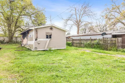 Street, New Iberia, LA 70560