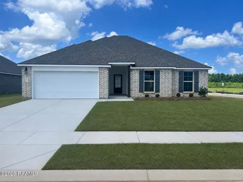 652 Griffiths Ct, Breaux Bridge, LA 70517