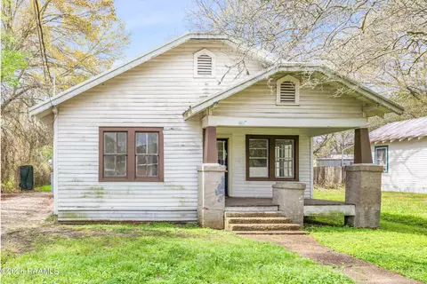 817 Agnes St, New Iberia, LA 70560