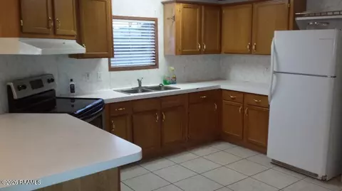 1321 Holly St, Pine Prairie, LA 70576
