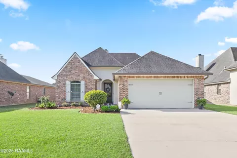 314 Wetgrass Dr, Lafayette, LA 70508