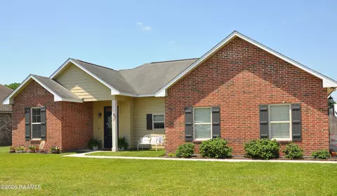105 Sawtooth Rd, Carencro, LA 70520