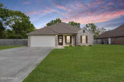 214 Concerto Crest Ave, Duson, LA 70529